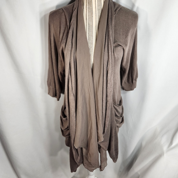New York & Co Taupe Waterfall Open Front Short Sleeve Cardigan w/Pockets Medium - Picture 1 of 12